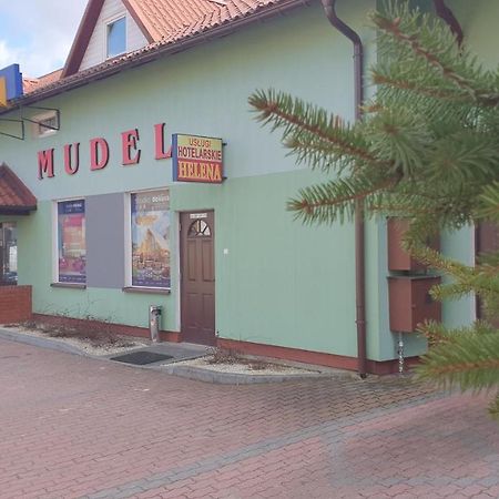 Uslugi Hotelarskie Helena Siemiatycze Kültér fotó